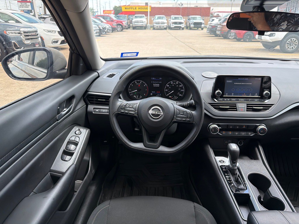 2024 Nissan Altima Image 23