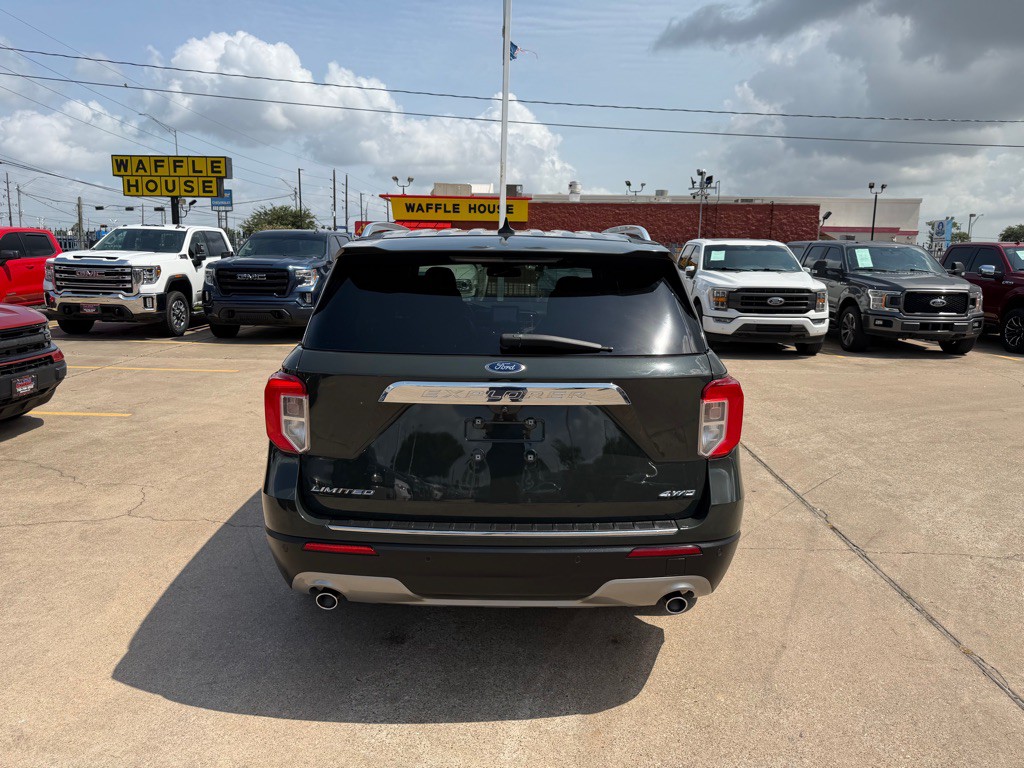 2022 Ford Explorer Image 9