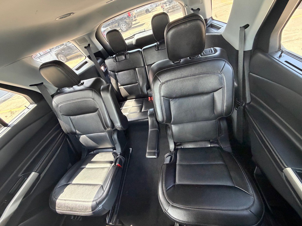 2022 Ford Explorer Image 18