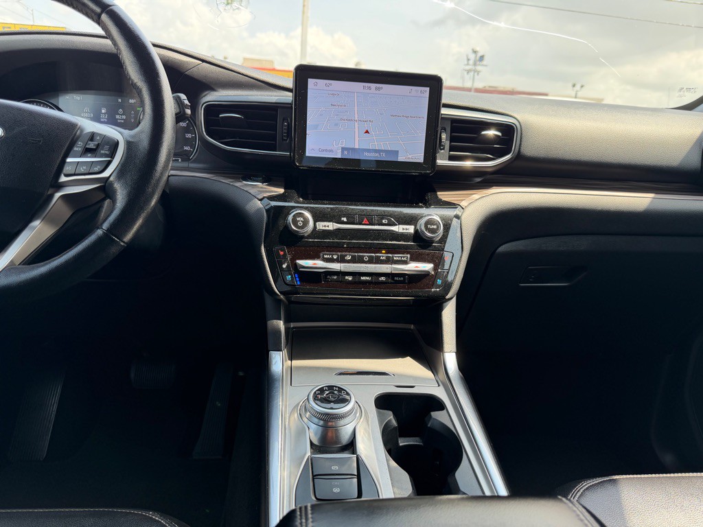 2022 Ford Explorer Image 23