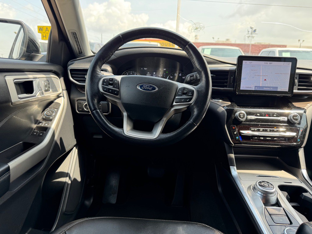 2022 Ford Explorer Image 26