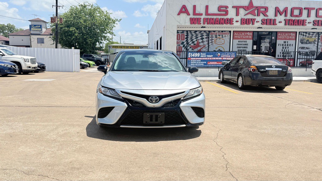 2018 Toyota Camry Image 2