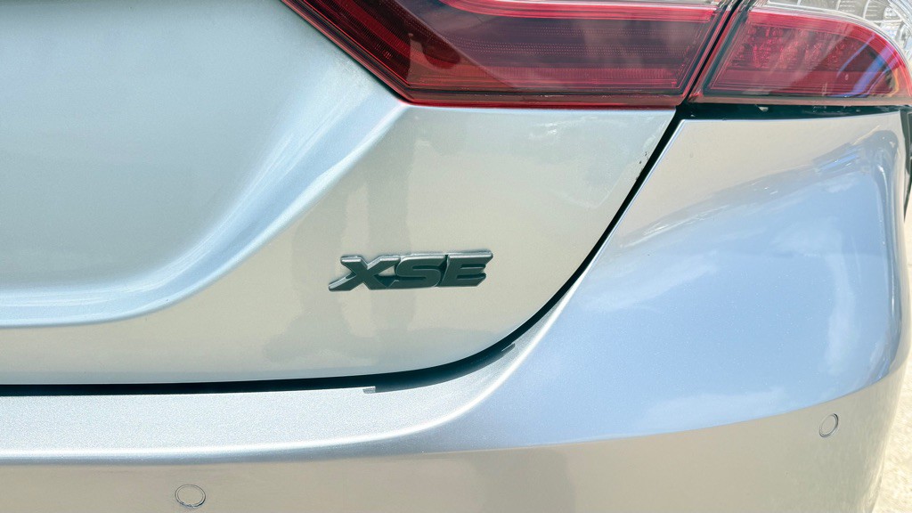 2018 Toyota Camry Image 7