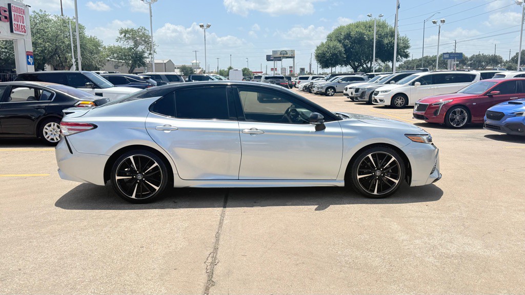 2018 Toyota Camry Image 9