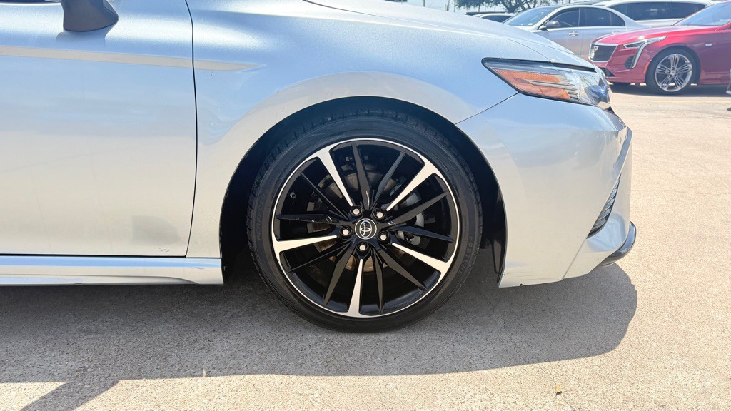 2018 Toyota Camry Image 10