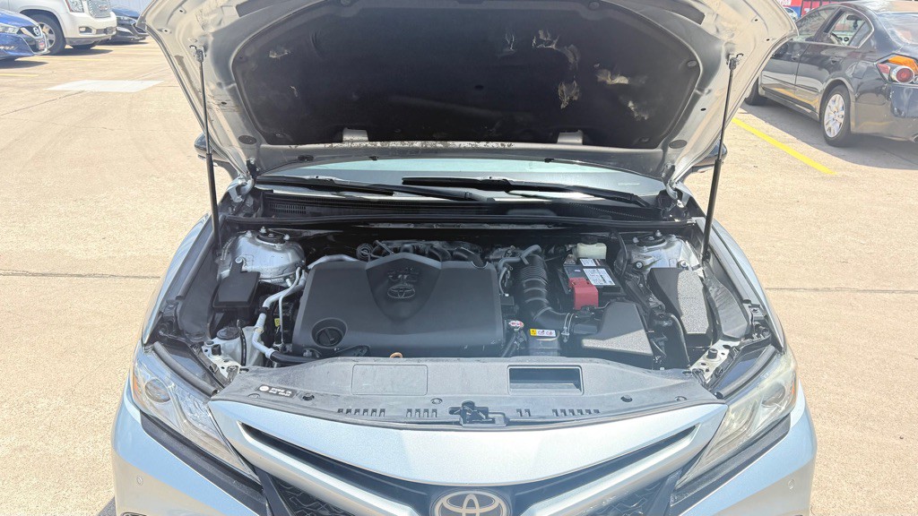 2018 Toyota Camry Image 12