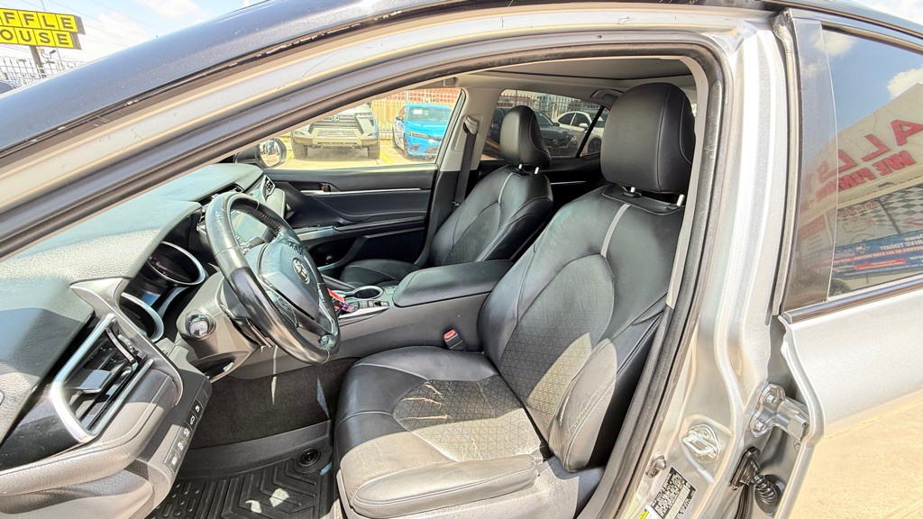 2018 Toyota Camry Image 13