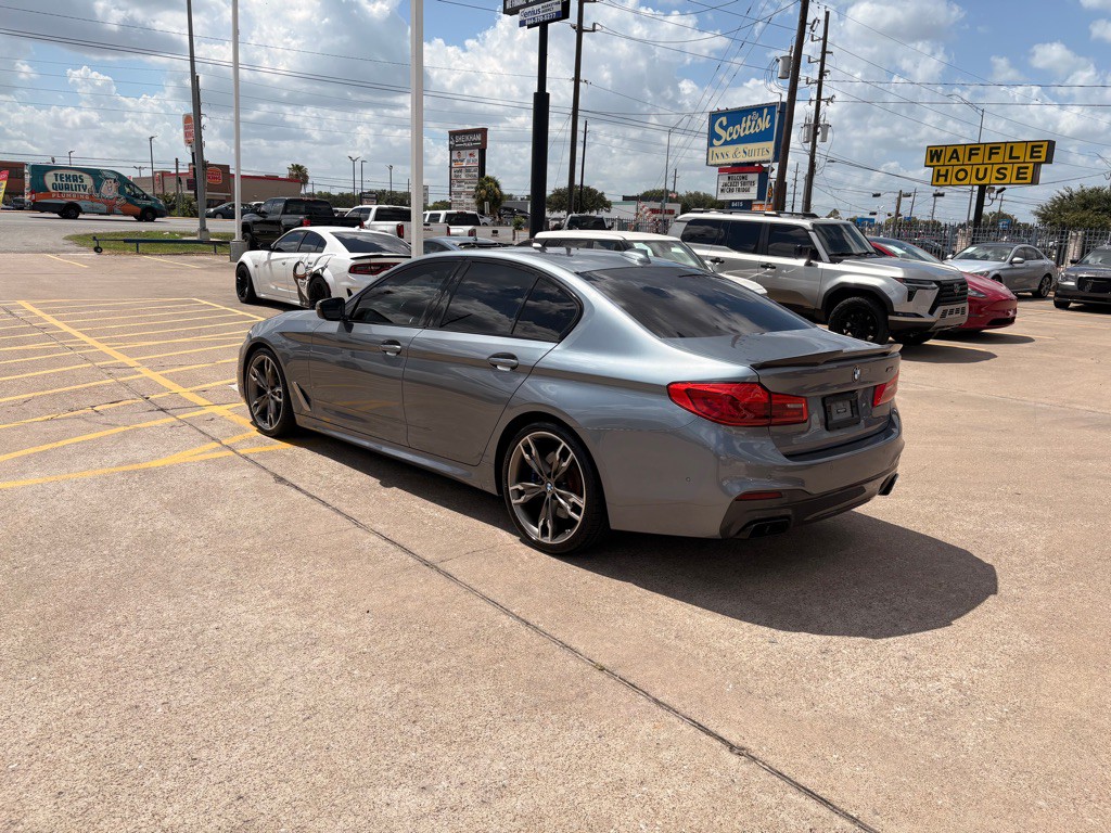 2019 BMW 5 Series Image 6