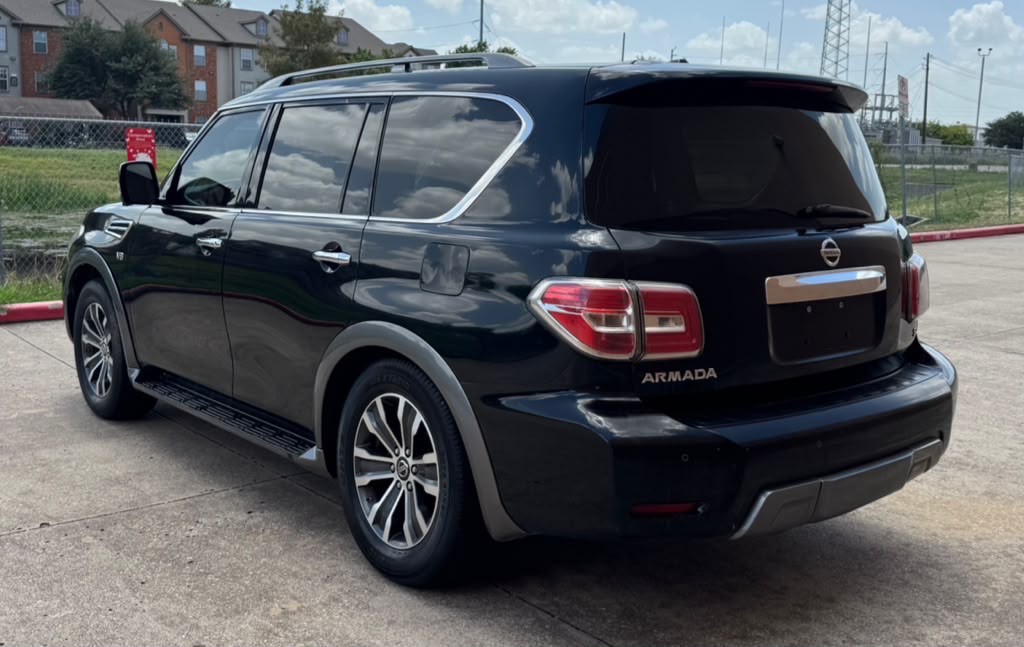 2019 Nissan Armada Image 3