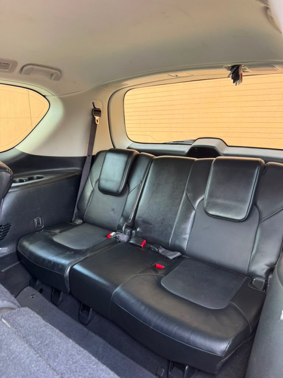 2019 Nissan Armada Image 16