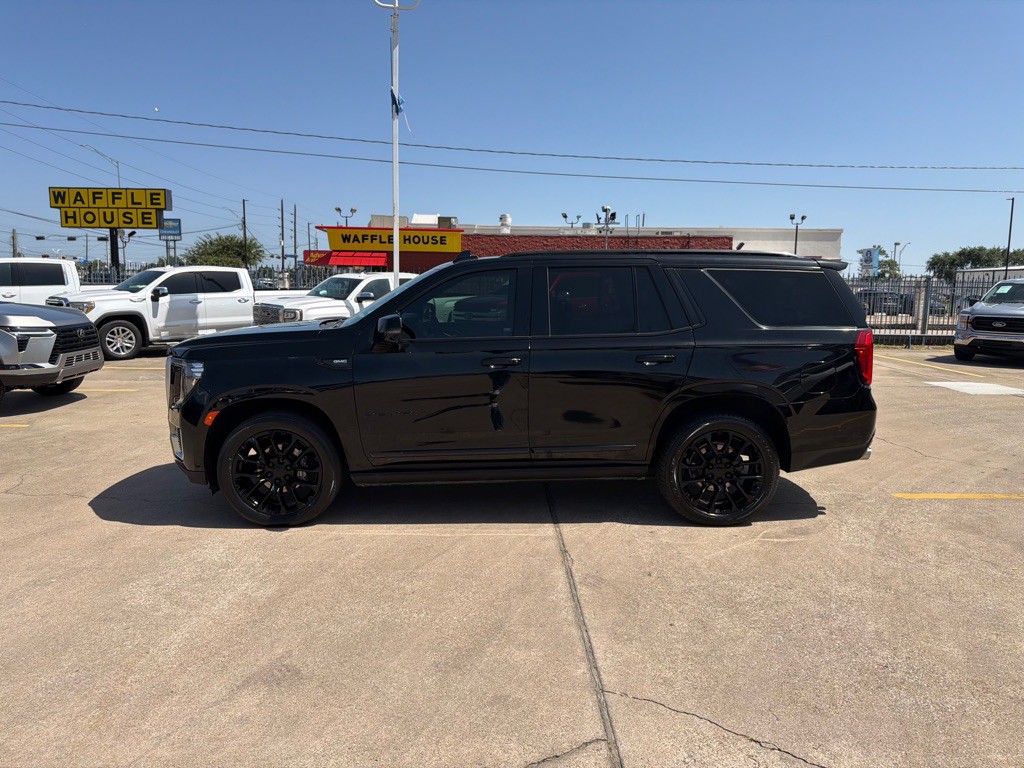 2023 GMC Yukon Image 5