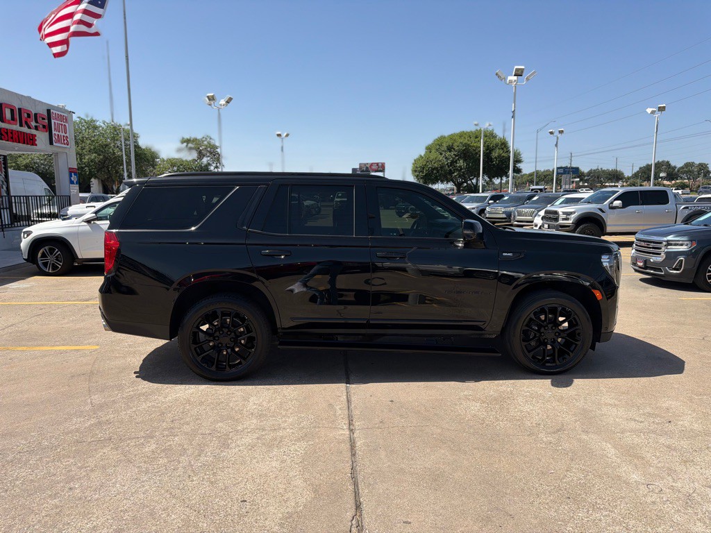 2023 GMC Yukon Image 6