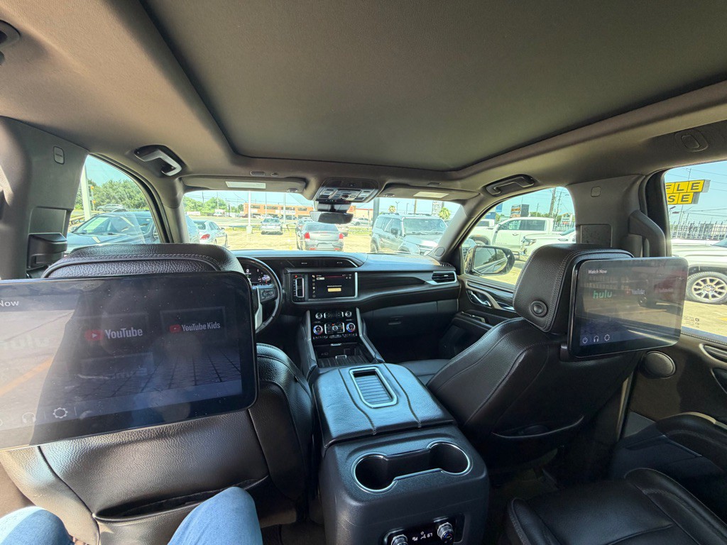 2023 GMC Yukon Image 20