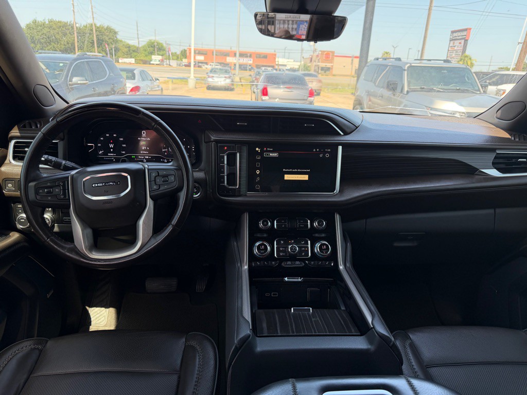 2023 GMC Yukon Image 22