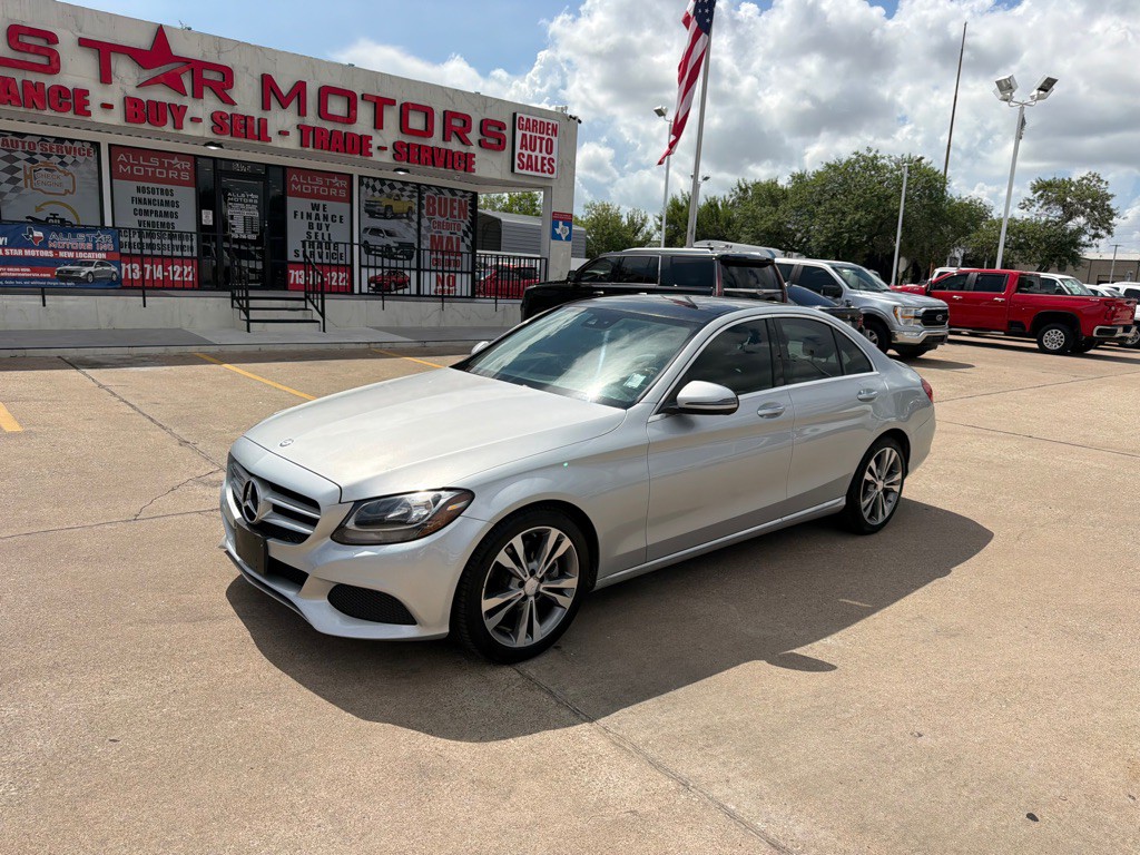 2017 Mercedes-Benz C-Class Image 3