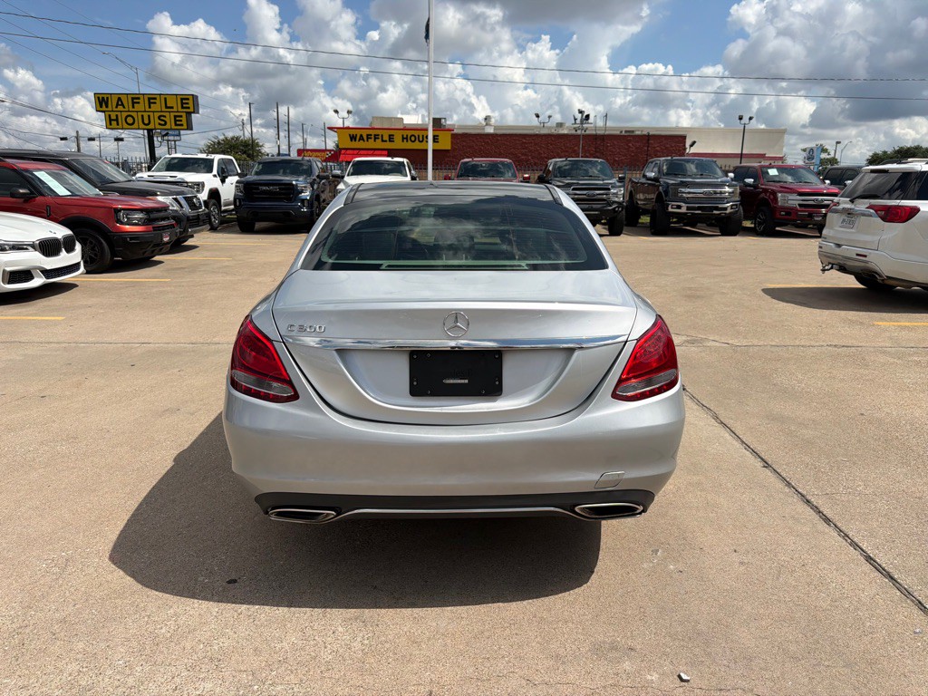 2017 Mercedes-Benz C-Class Image 8