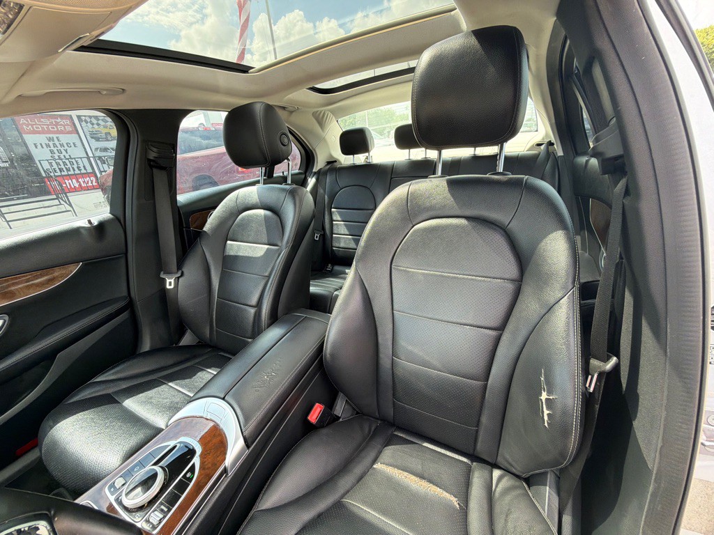 2017 Mercedes-Benz C-Class Image 16