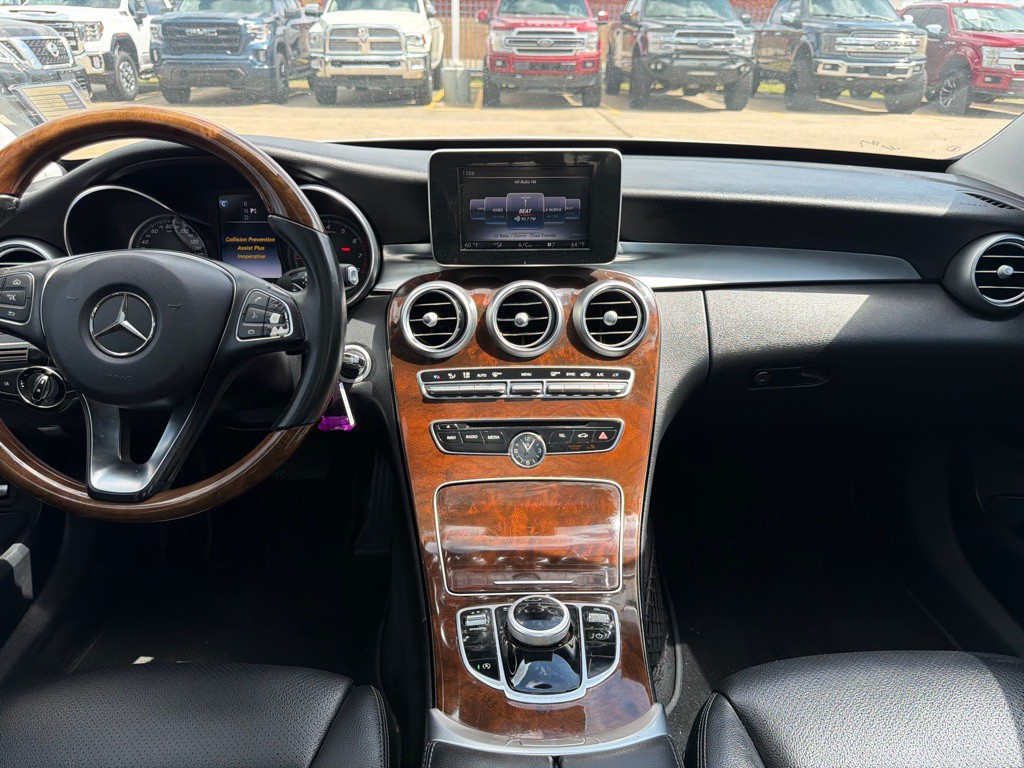 2017 Mercedes-Benz C-Class Image 20