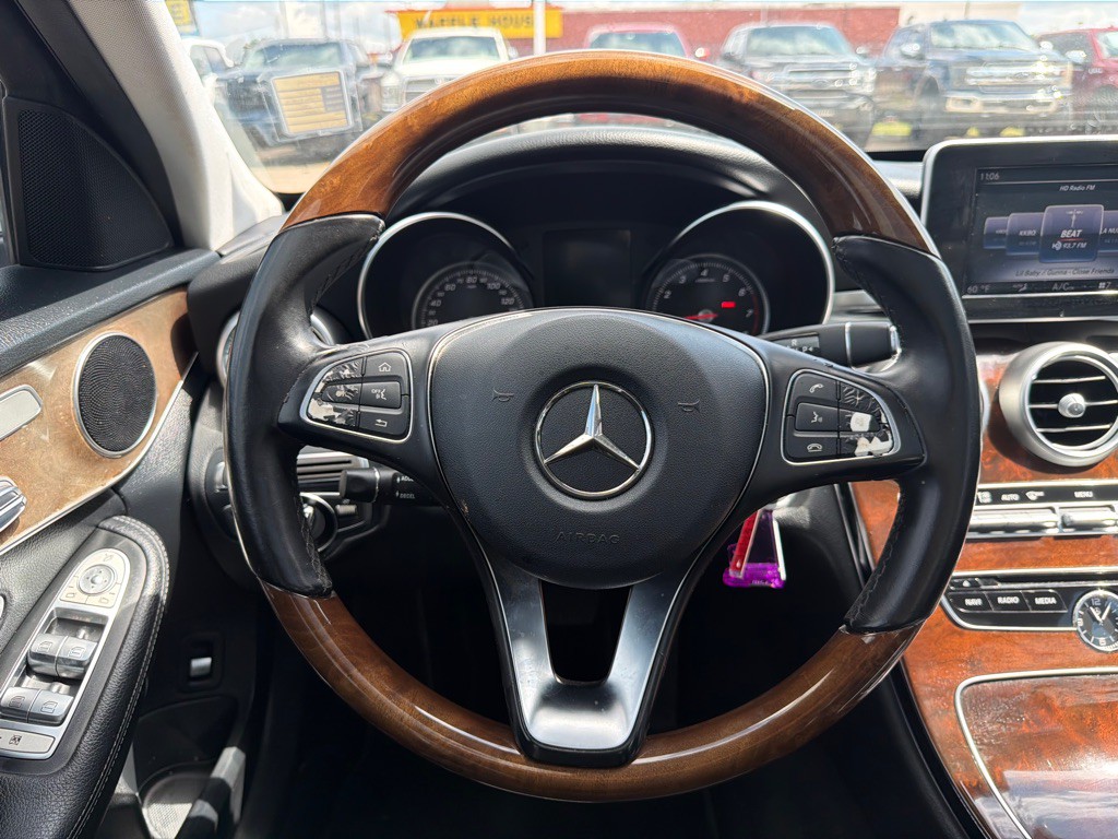 2017 Mercedes-Benz C-Class Image 21