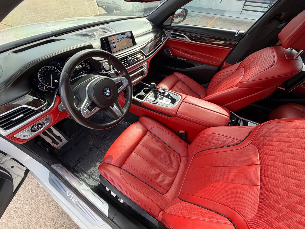 2018 BMW 7 Series Image 21