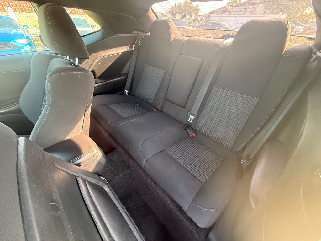 2019 Dodge Challenger Image 12