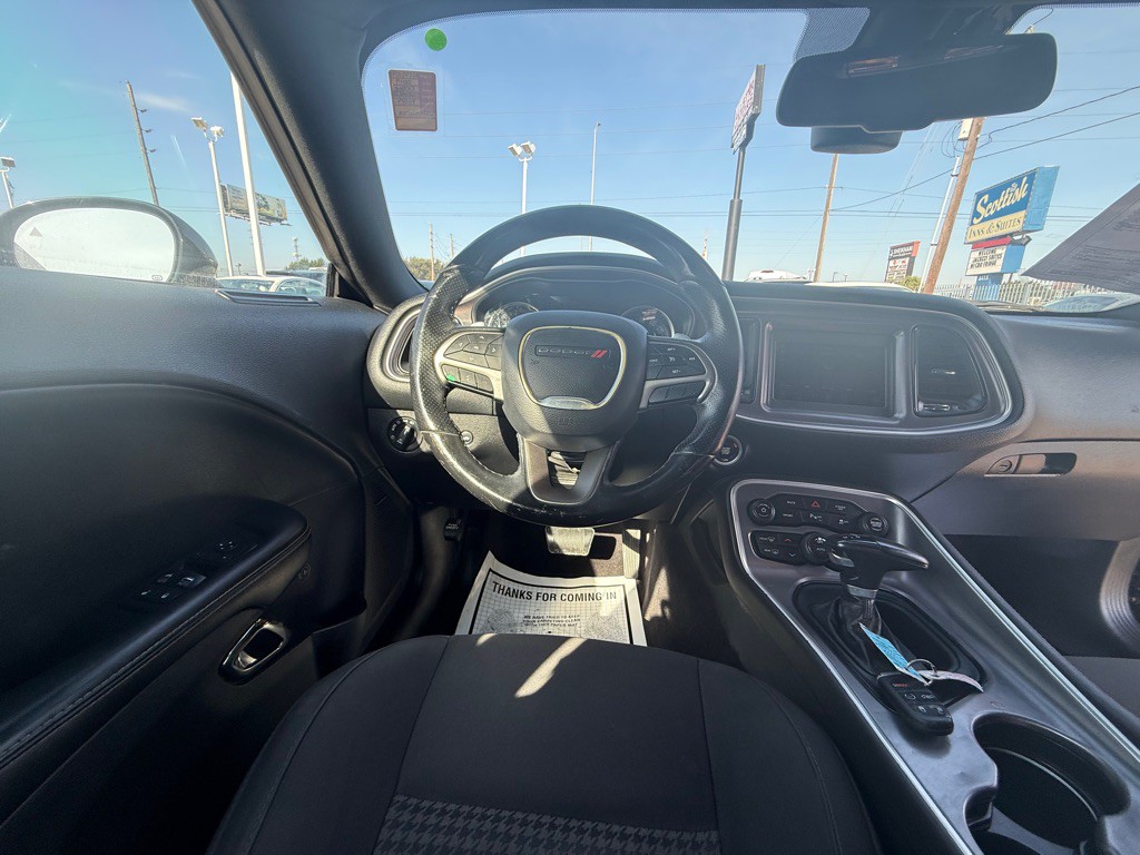 2019 Dodge Challenger Image 17