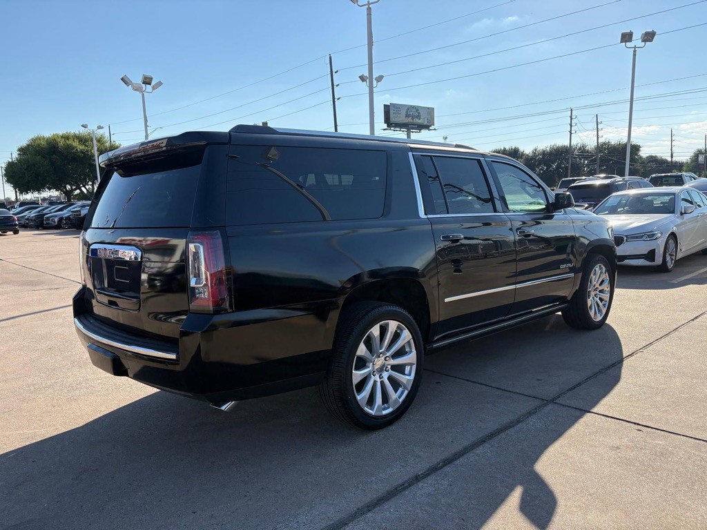 2017 GMC Yukon Image 6