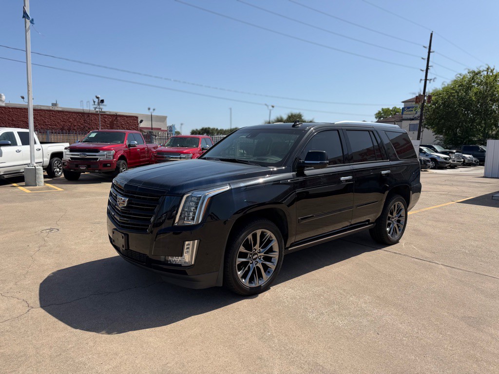 2019 Cadillac Escalade Image 3