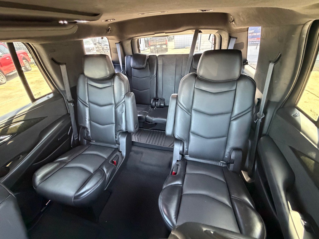 2019 Cadillac Escalade Image 17