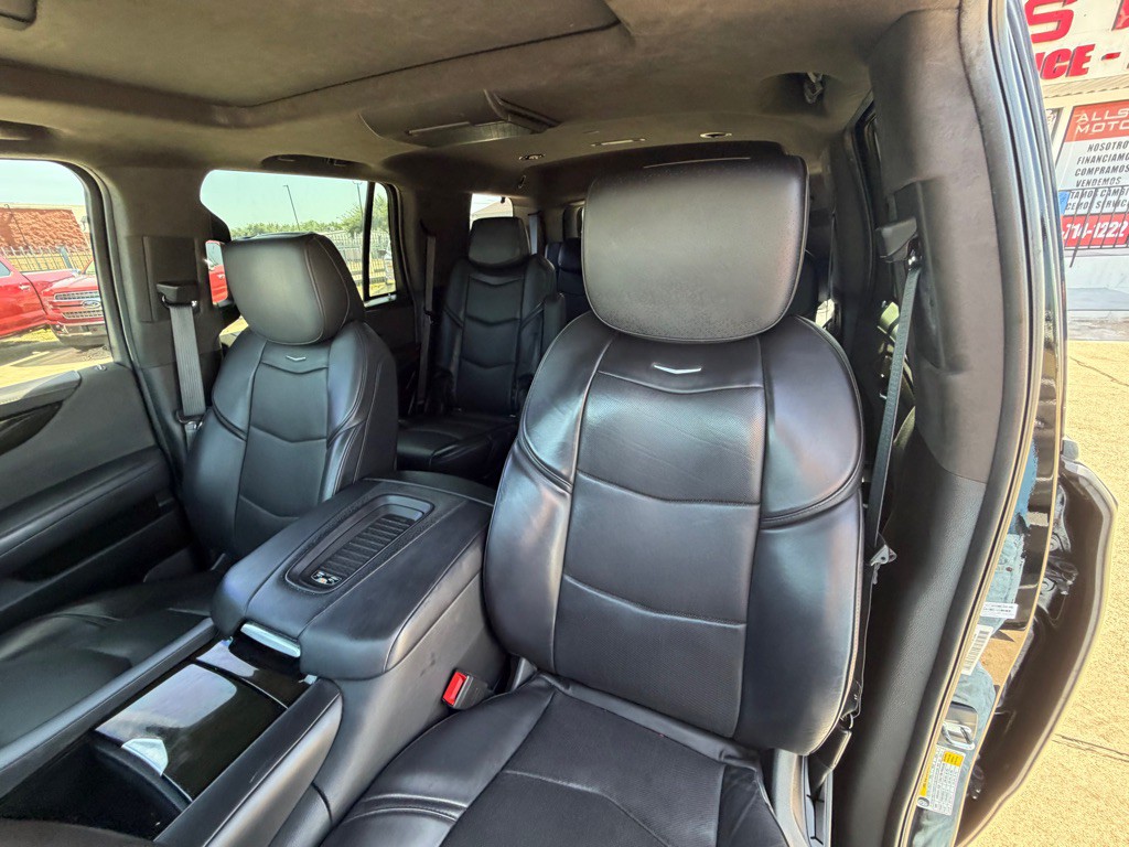 2019 Cadillac Escalade Image 18