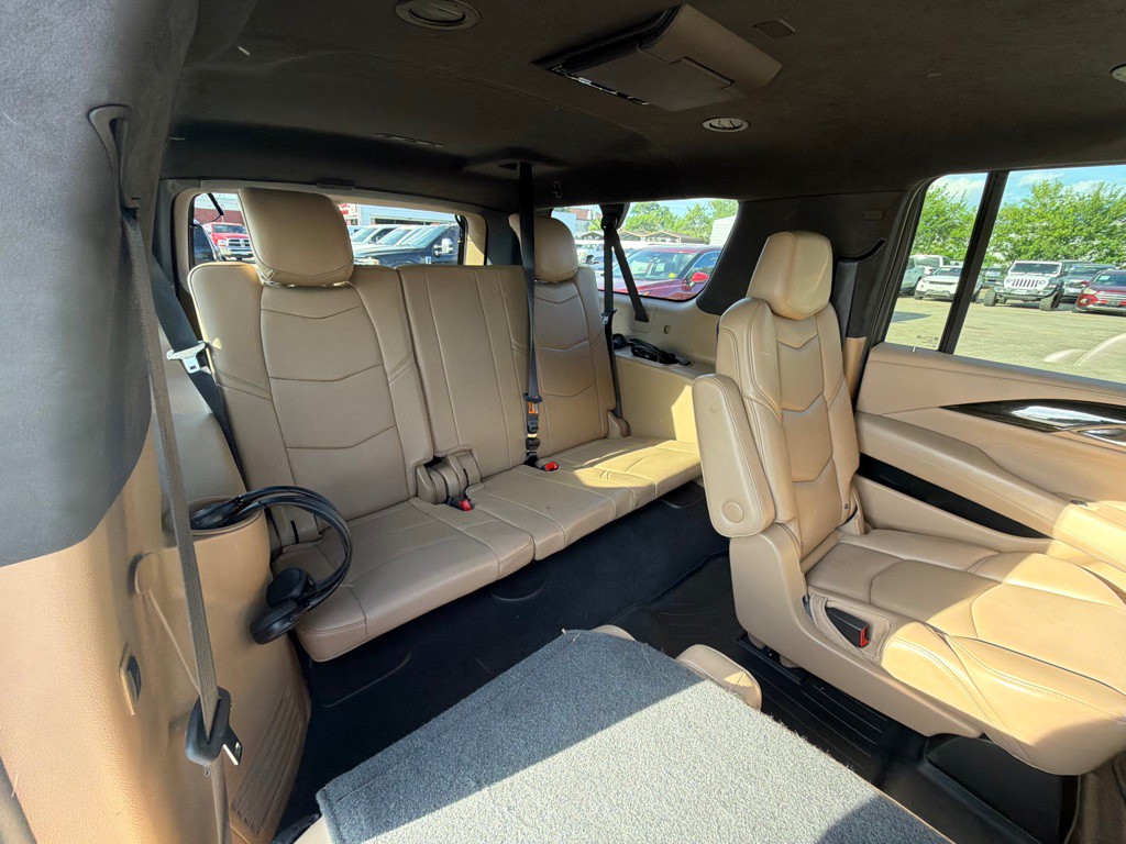 2018 Cadillac Escalade Image 15