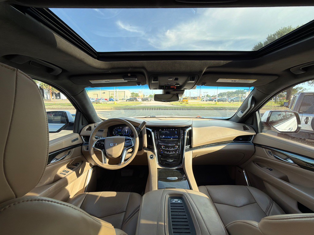 2018 Cadillac Escalade Image 20
