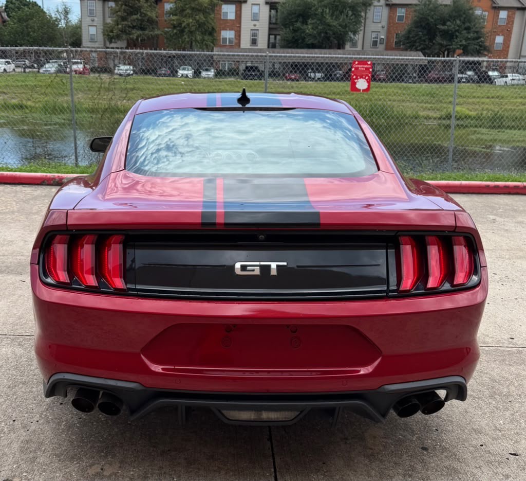 2022 Ford Mustang Image 6