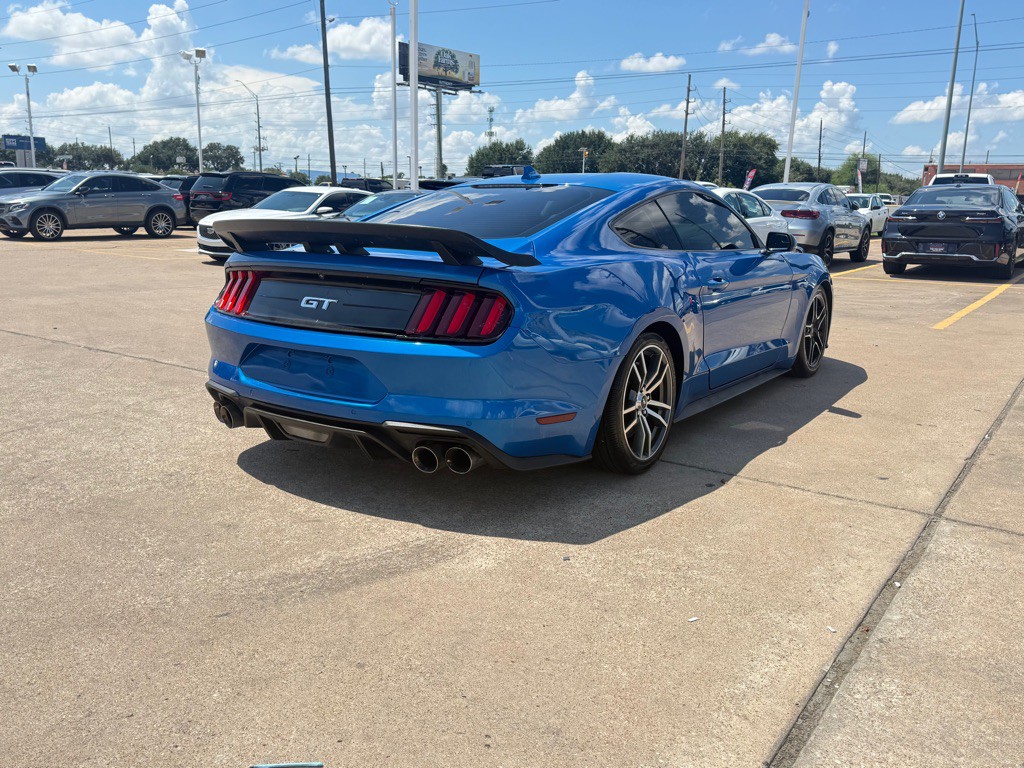 2020 Ford Mustang Image 7