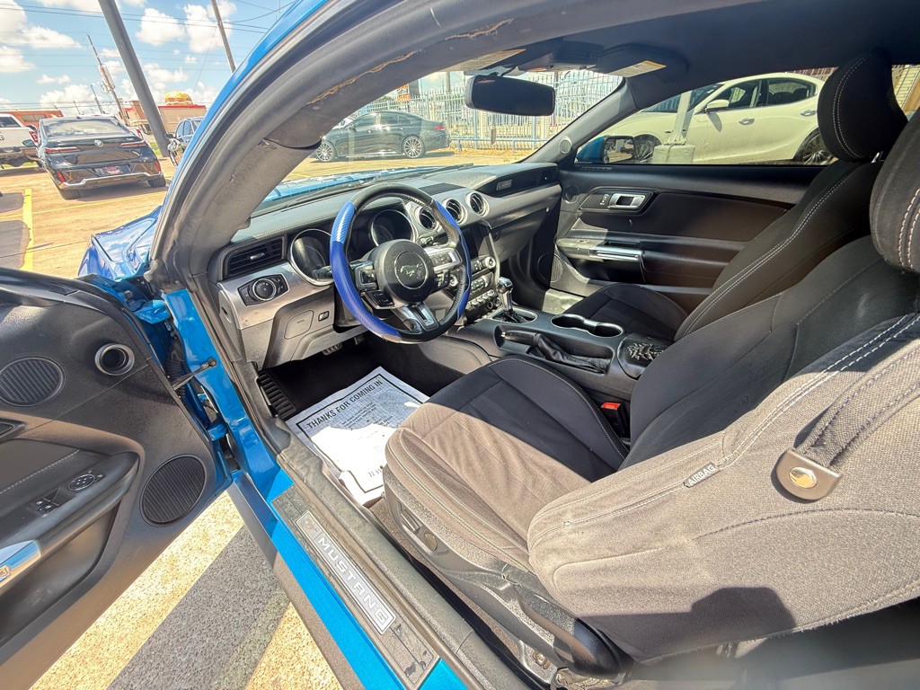 2020 Ford Mustang Image 13
