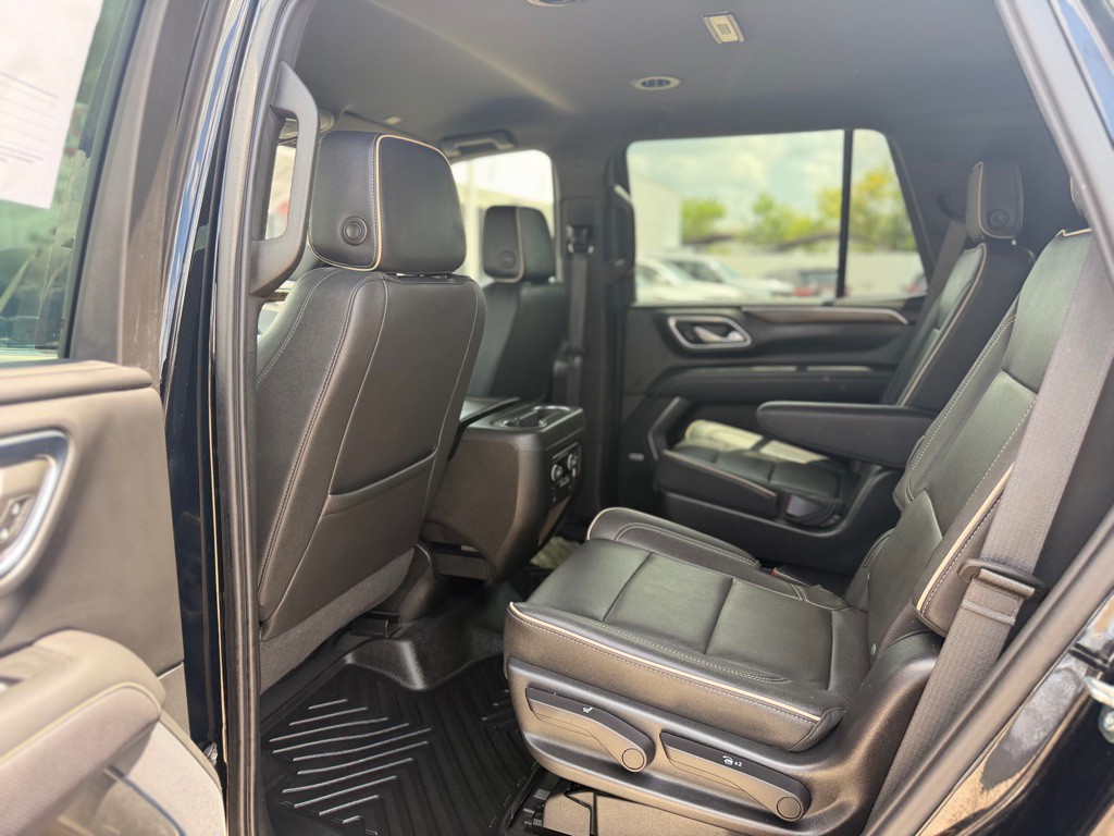 2023 Chevrolet Tahoe Image 13