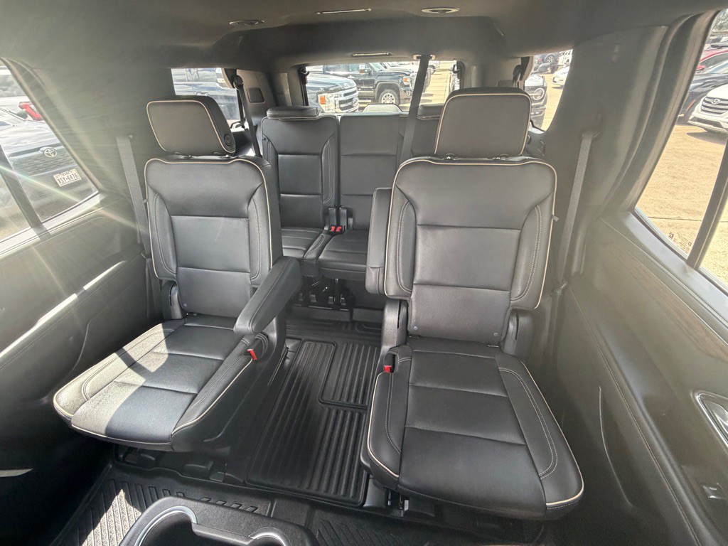 2023 Chevrolet Tahoe Image 16