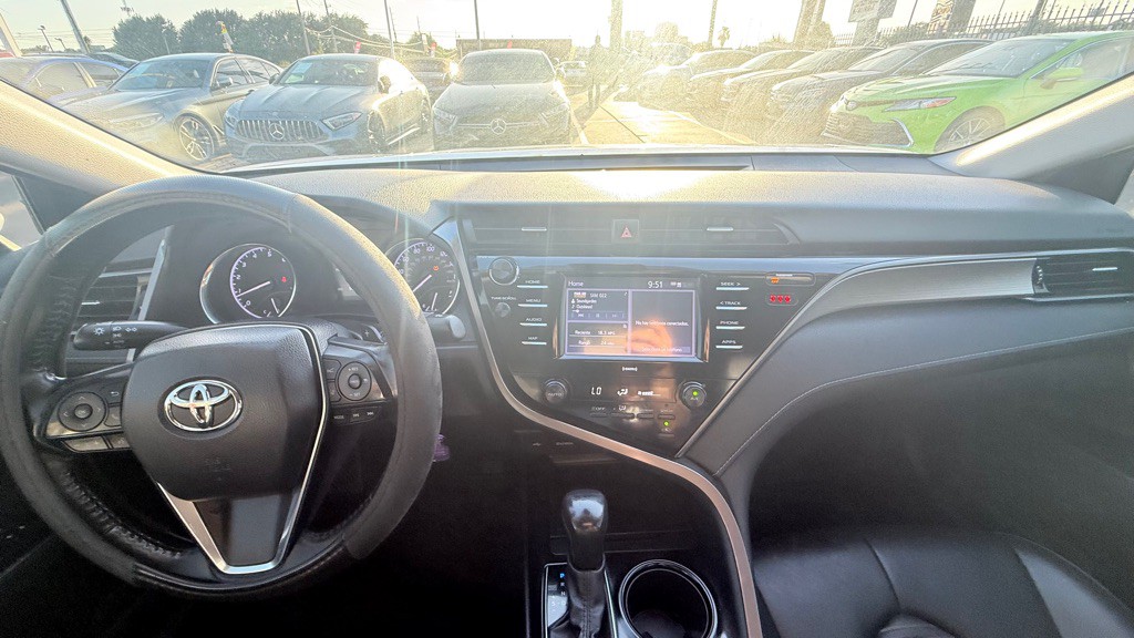 2020 Toyota Camry Image 24