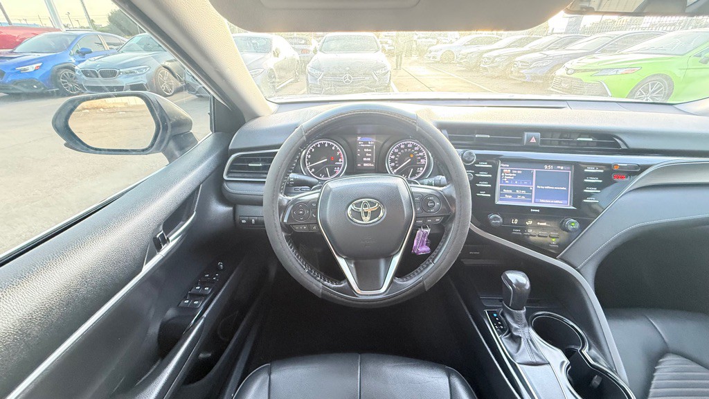 2020 Toyota Camry Image 26