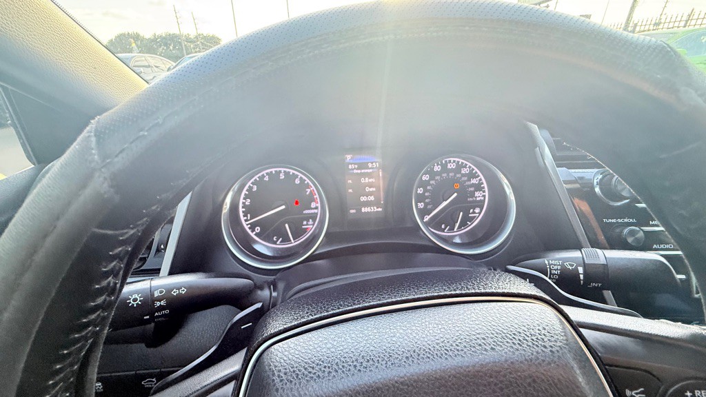 2020 Toyota Camry Image 27