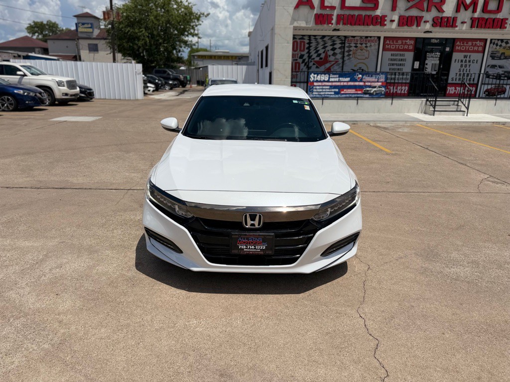 2019 Honda Accord Image 2
