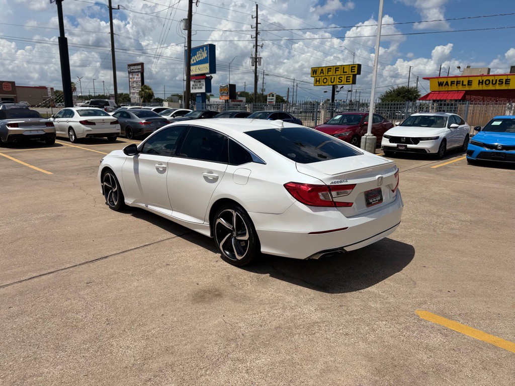 2019 Honda Accord Image 8