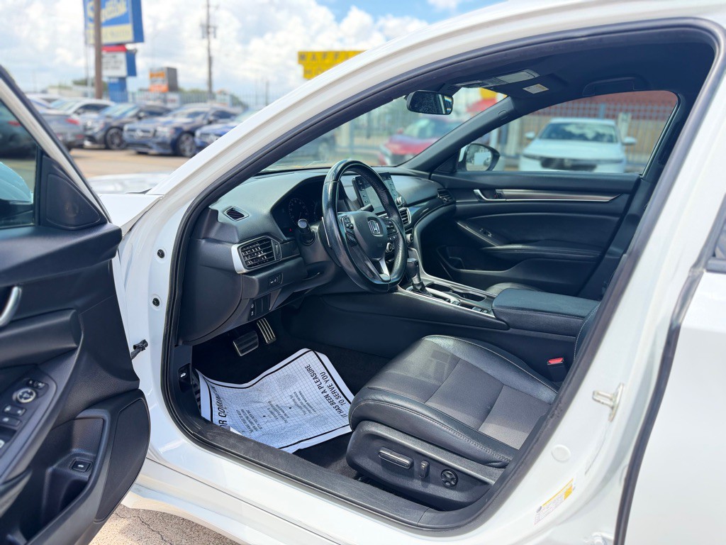 2019 Honda Accord Image 15