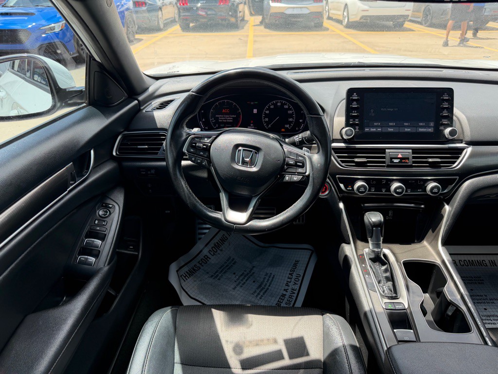 2019 Honda Accord Image 24
