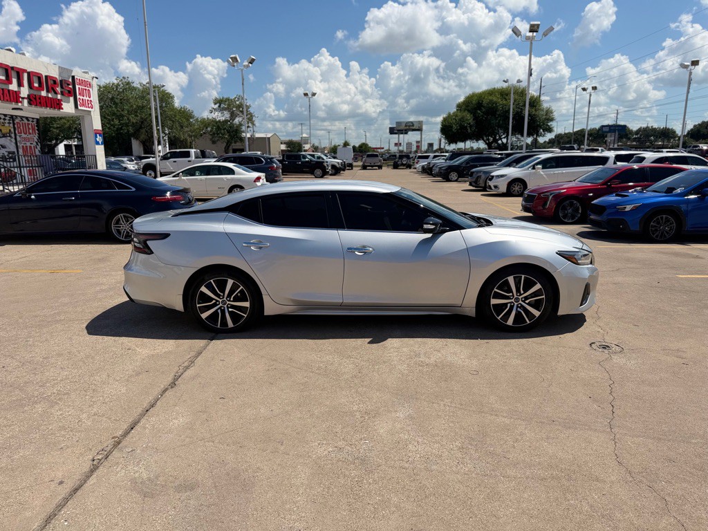 2023 Nissan Maxima Image 5