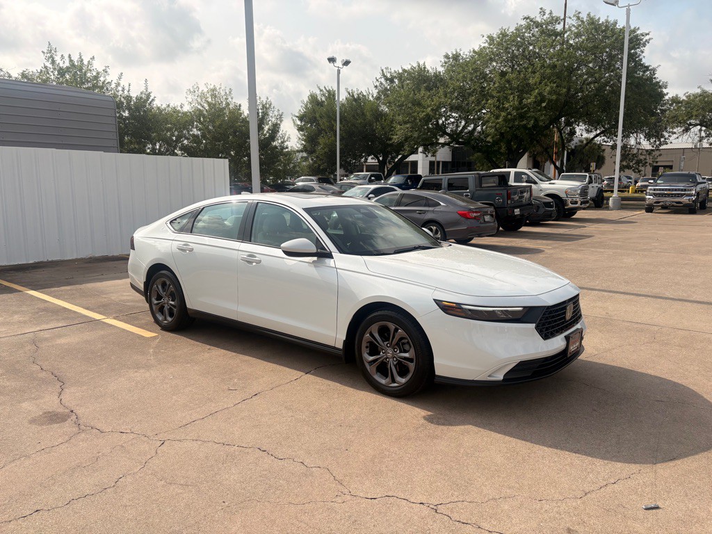 2024 Honda Accord Image 1