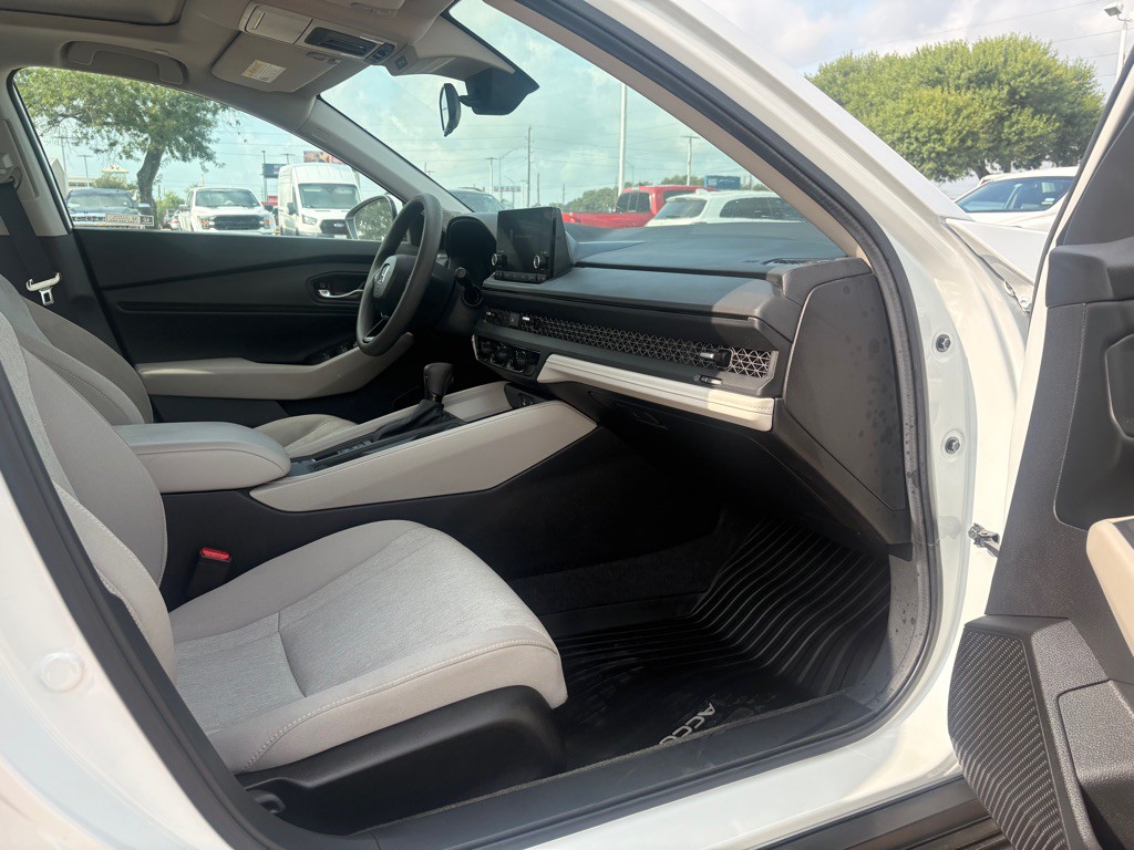2024 Honda Accord Image 13