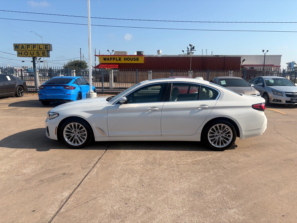 2023 BMW 5 Series Image 4
