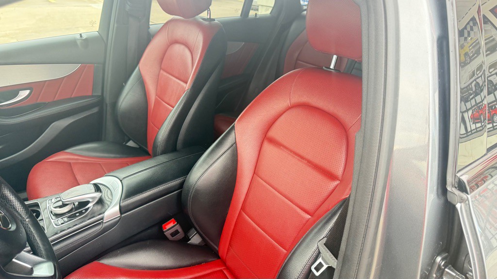 2019 Mercedes-Benz GLC-Class Image 11