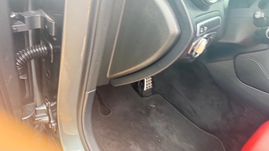 2019 Mercedes-Benz GLC-Class Image 12